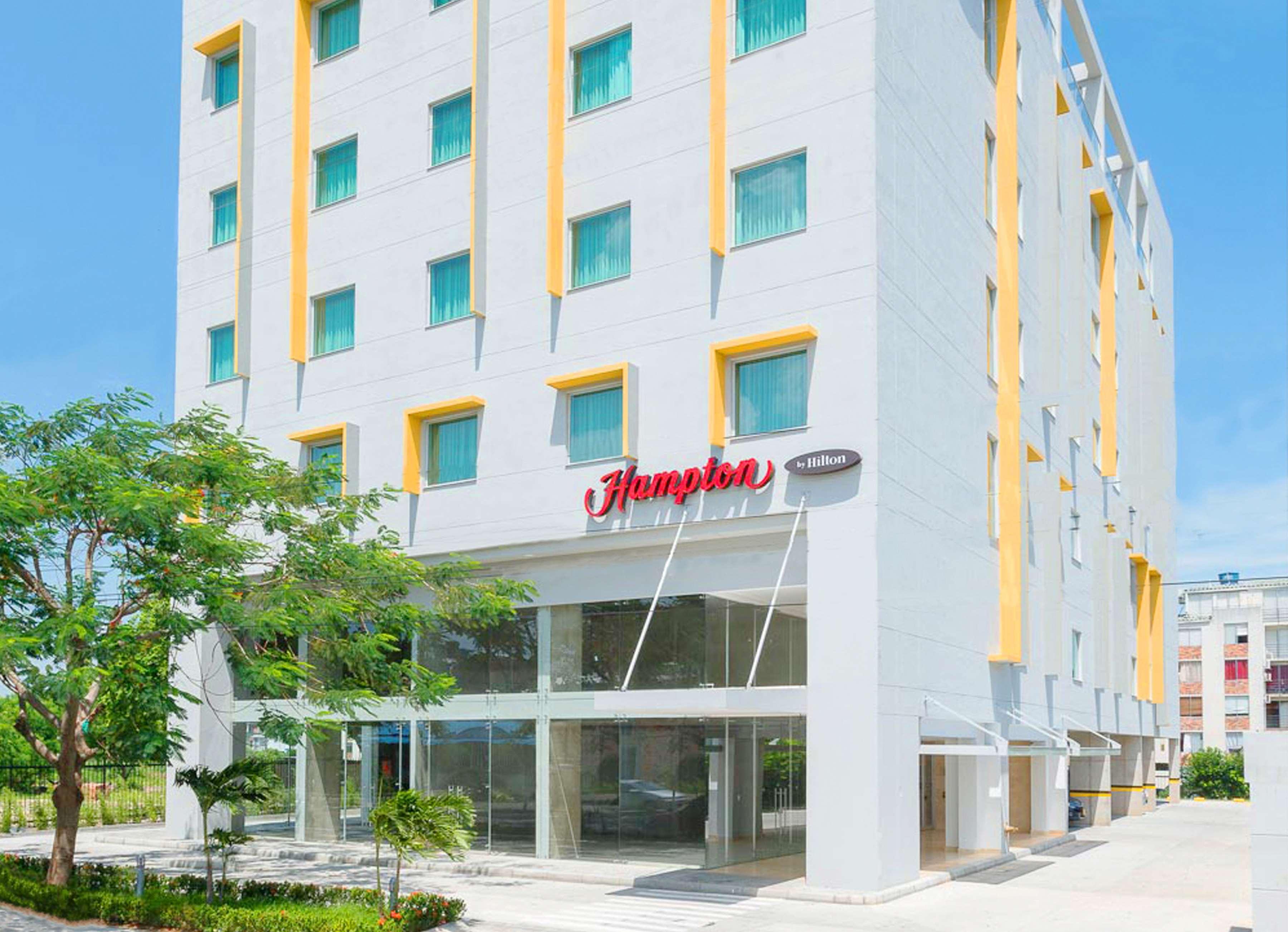 Отель Hampton By Hilton Йопаль Экстерьер фото